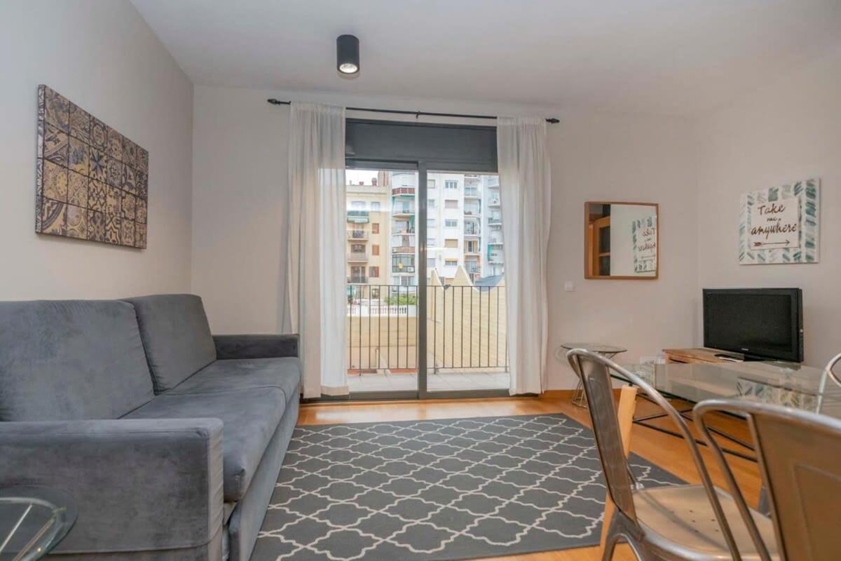 2 Bedroom With Balcony In Eixample 1-1 Appartement Barcelone