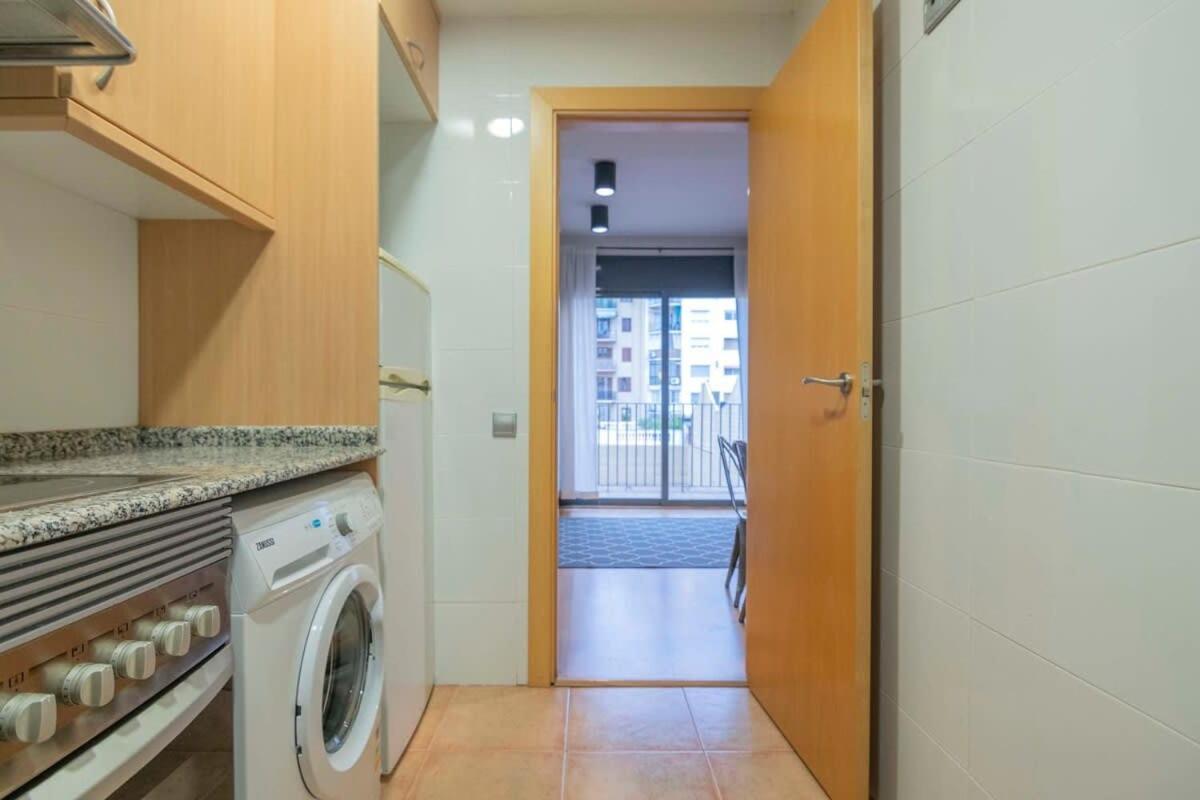 2 Bedroom With Balcony In Eixample 1-1 Barcelone